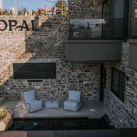 ホテル Opal Executive