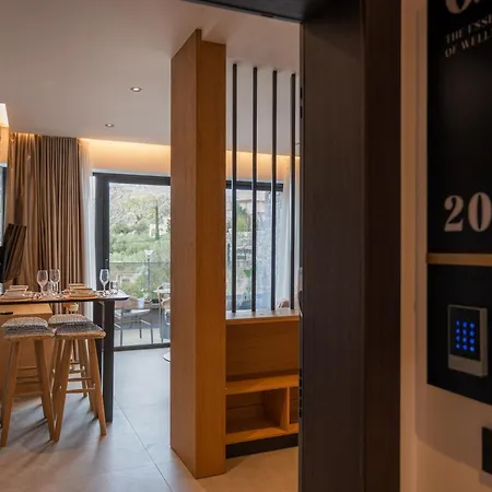 Opal Executive Hotel *