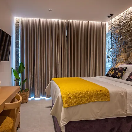 Opal Executive Hotel 4*