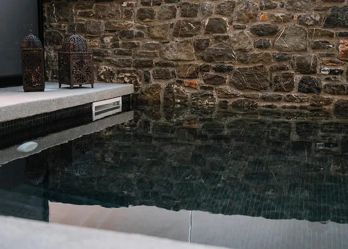 Opal Executive فندق