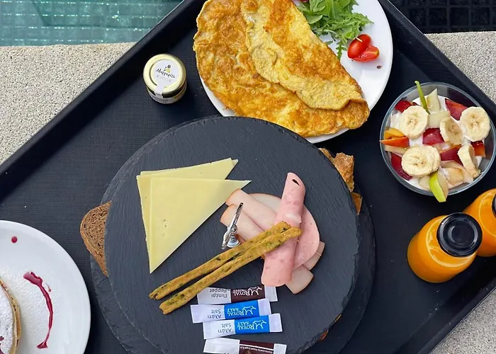 Otel Opal Executive 4*